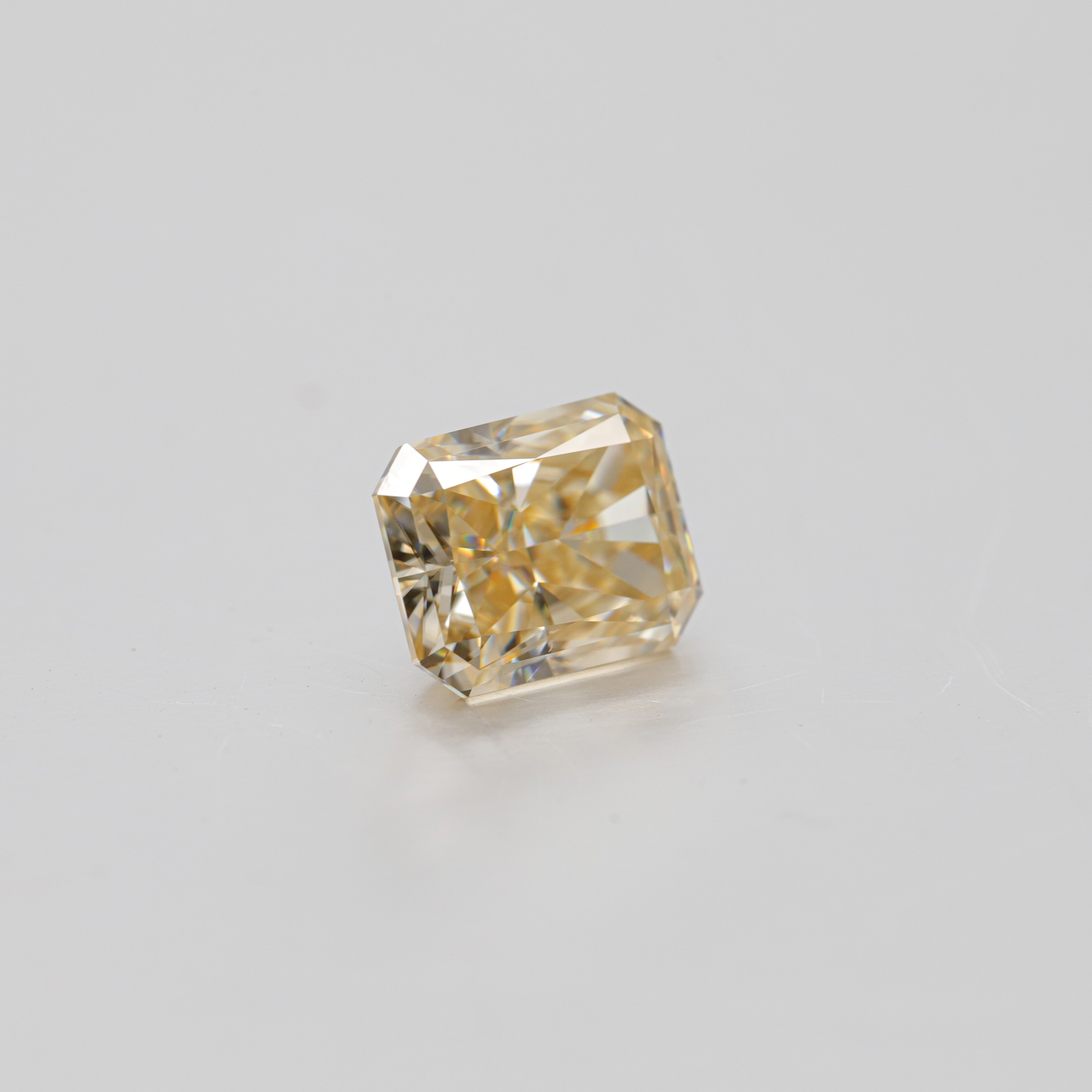 איכות מעולה קורנת חתך שמפניה VVS Morsonite Moissanite סינתטי 