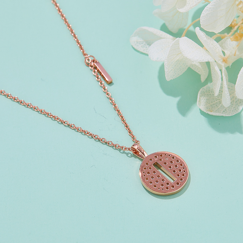 סדרת אלפבית I Lovely Rose Gold Necklace